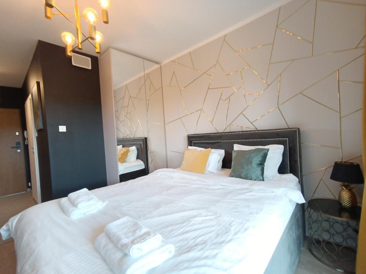 Warsaw To Be - Golden Apartment Екстер'єр фото
